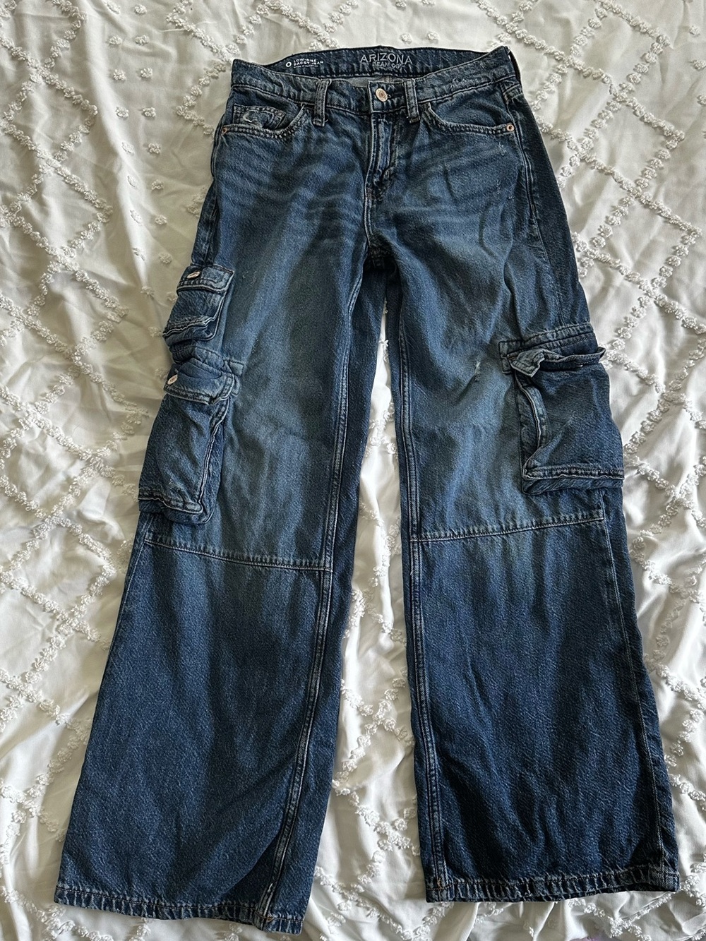 Arizona Jean Company Blue Low Rise Baggy Jean